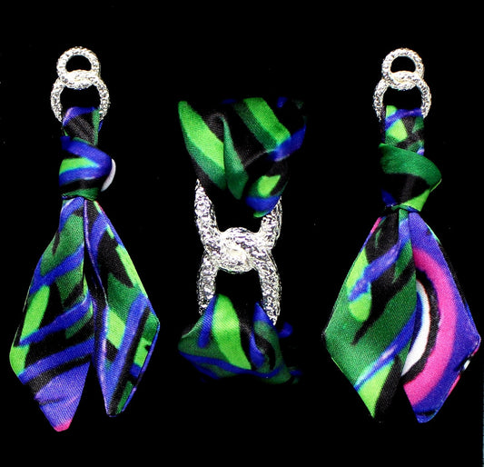 Conjunto de pavo real y tigre morado