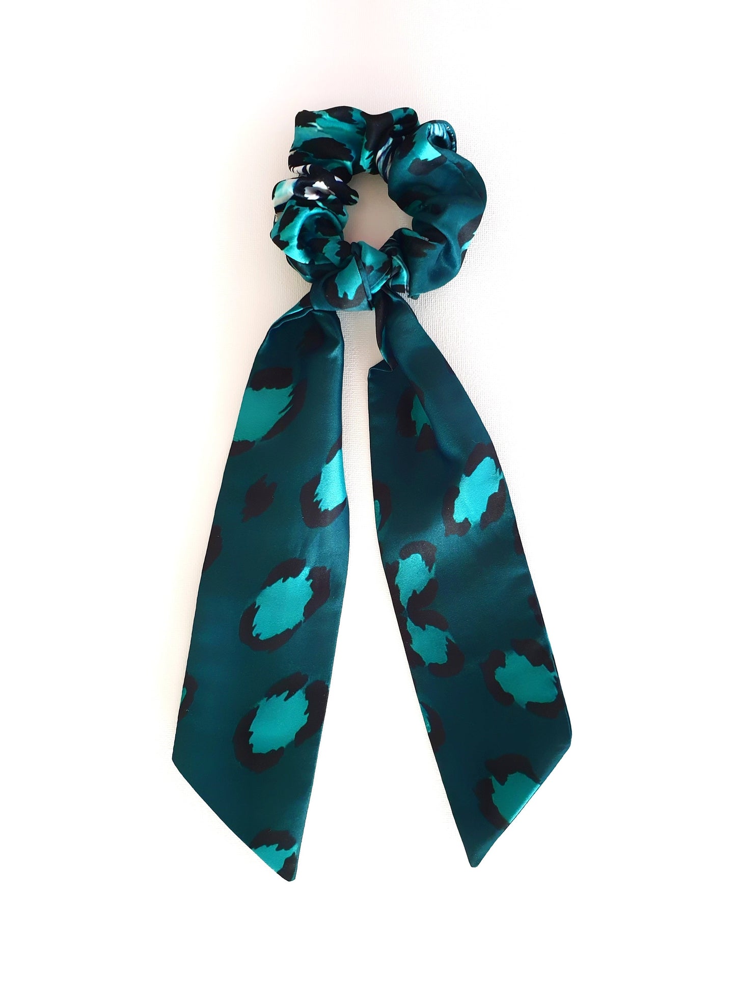 Esmeralda Scrunchie