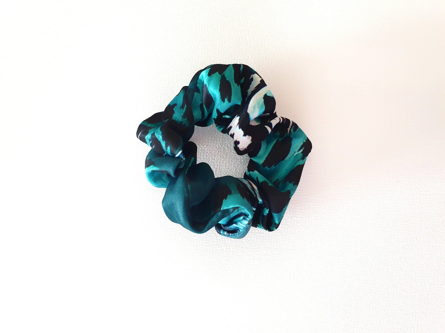 Esmeralda Scrunchie