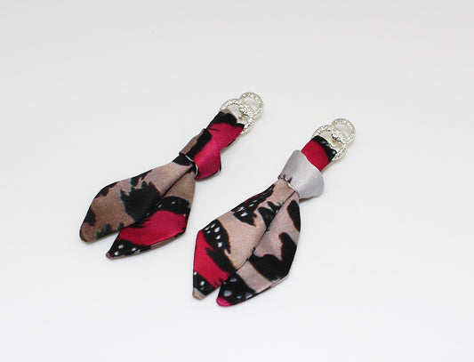 Pendientes de leopardo blanco