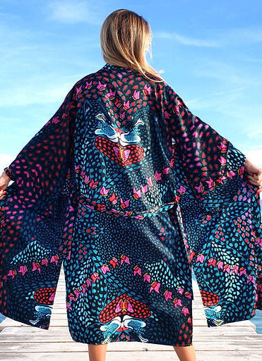 Kiss kimono