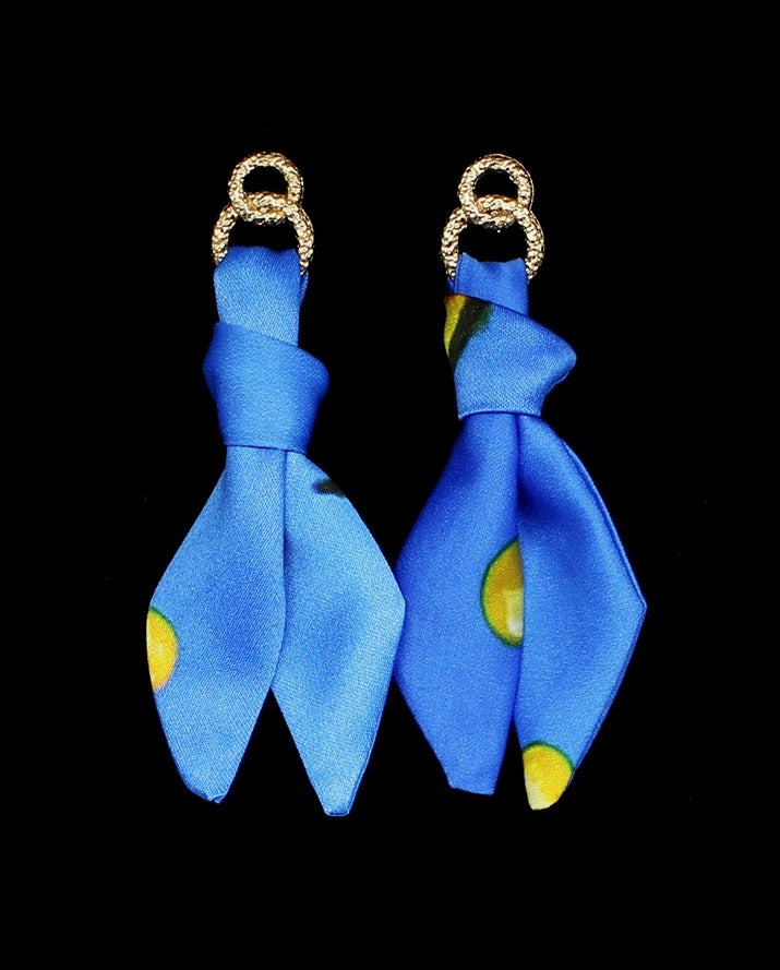 Pendientes de caballito de mar amarillo